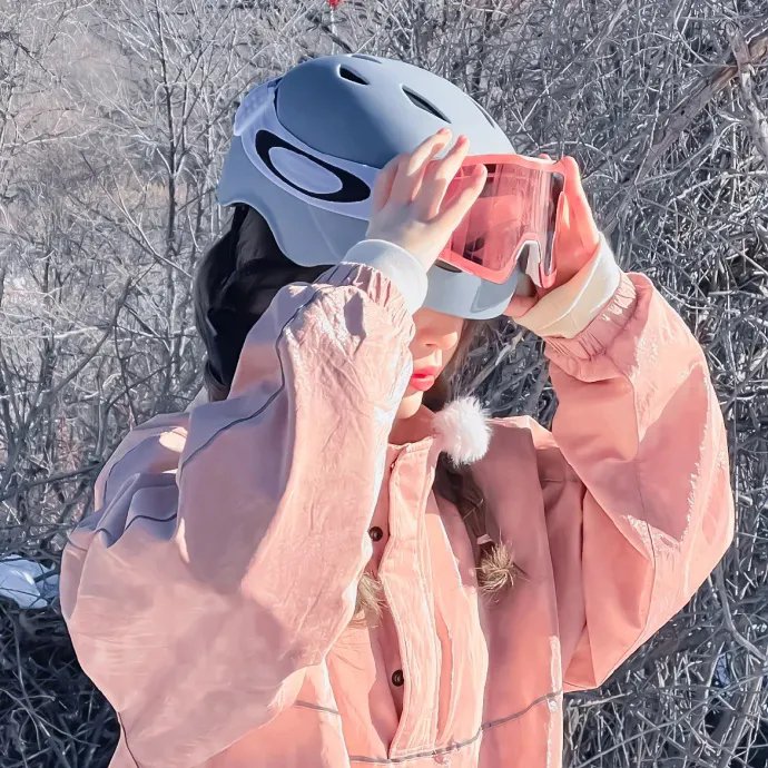 师恩如山，春晖四方