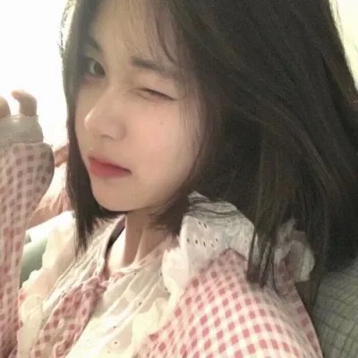 围龙屋里的女人